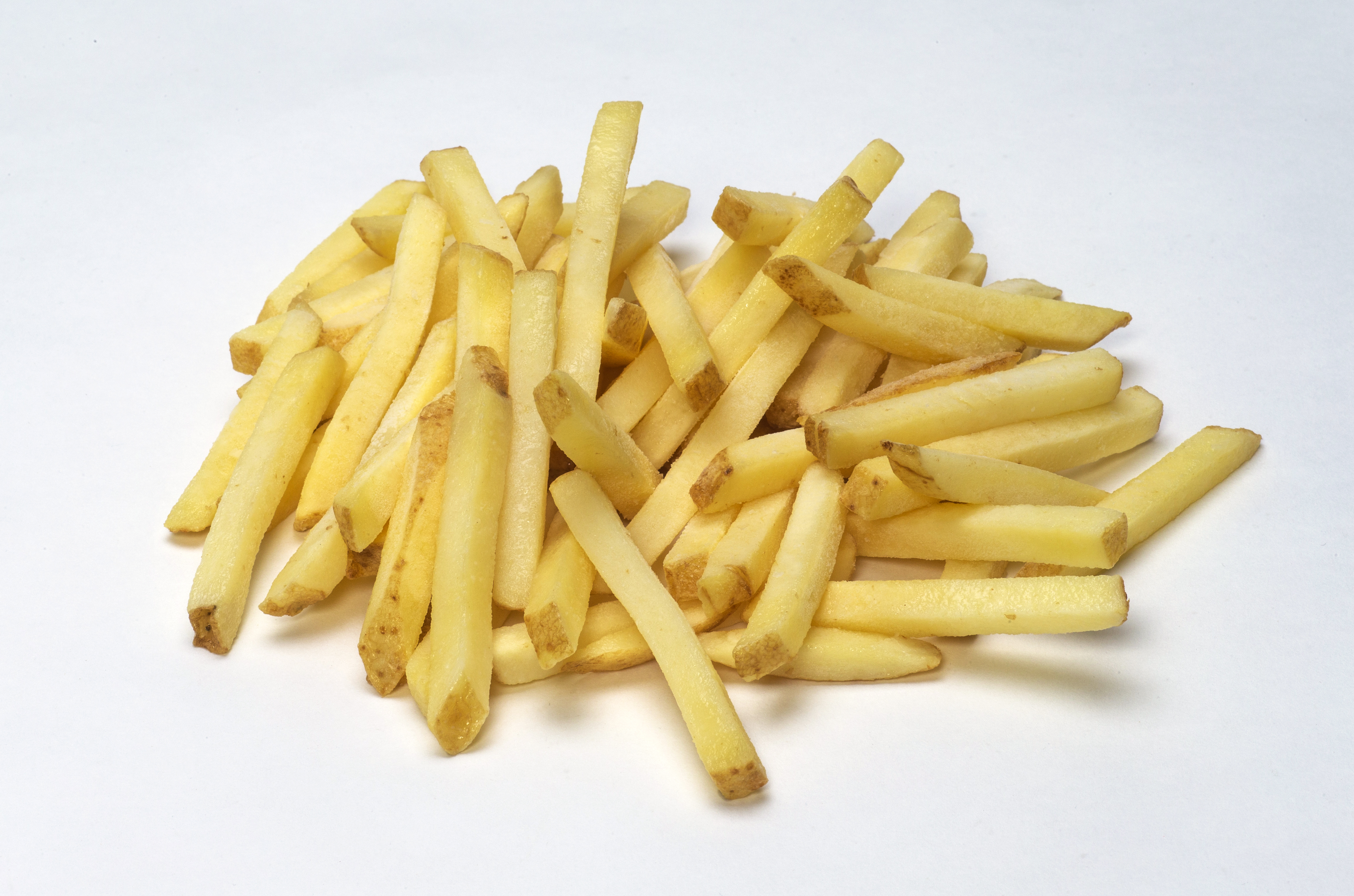 Chipperbec 3/8'' REMARKABLE Cut French Fries (Food Service) 12 units per case 2.5 lbs