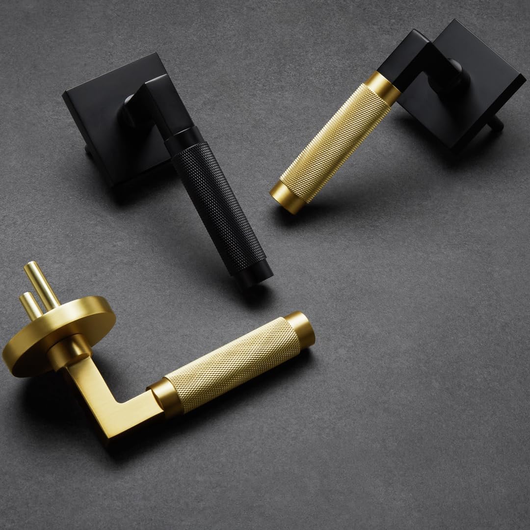 Geneva Model Solid Brass Lever Bed & Bath Privacy Door Lock, Matte Black with Satin Gold 8 units per case 2.8 lbs